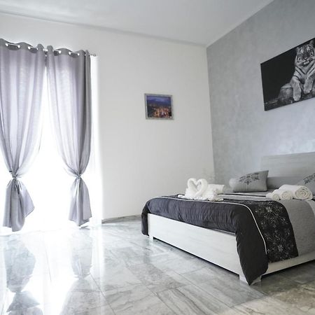 Central Luxury Apartment Катания Екстериор снимка